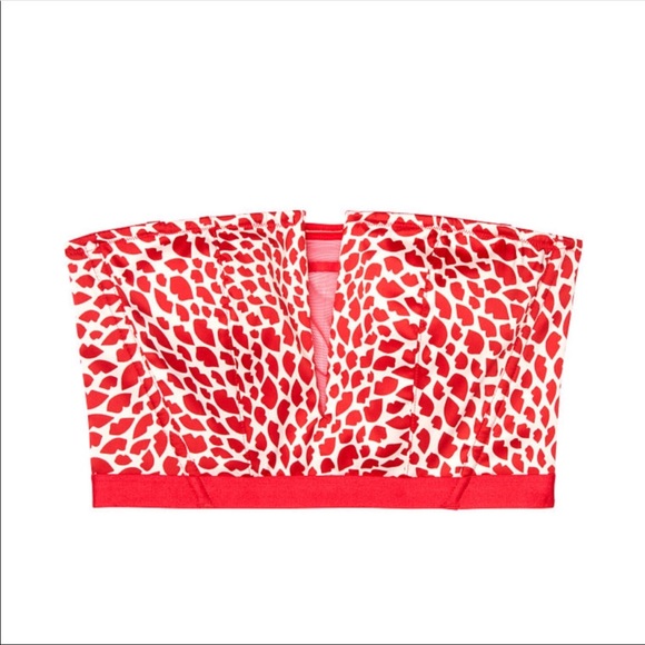 Victoria’s Secret Red Lips Removable Straps Bra M - Picture 4 of 9